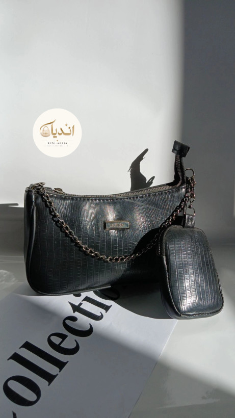 کیف مدل آیتک جنس چرم الیزه سایز 13*19