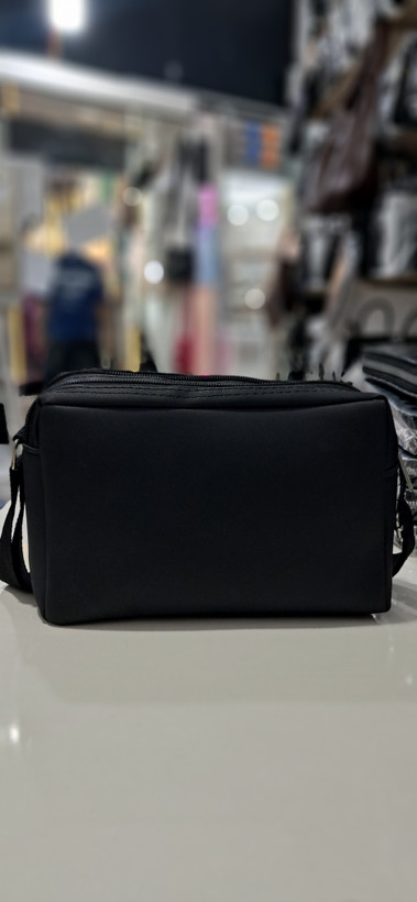 کیف دوشی zara جنس نانسی باکیفیت عالی سایز ۱۵*۲۰
