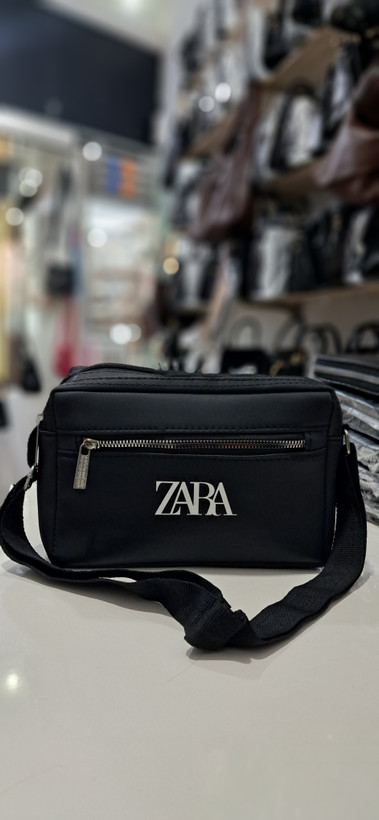 کیف دوشی zara جنس نانسی باکیفیت عالی سایز ۱۵*۲۰