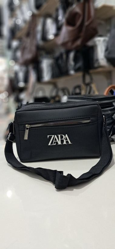 کیف دوشی zara جنس نانسی باکیفیت عالی سایز ۱۵*۲۰