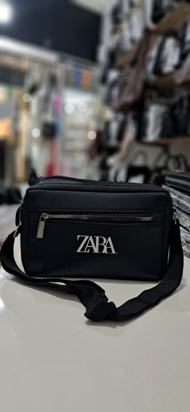 کیف دوشی zara جنس نانسی باکیفیت عالی سایز ۱۵*۲۰